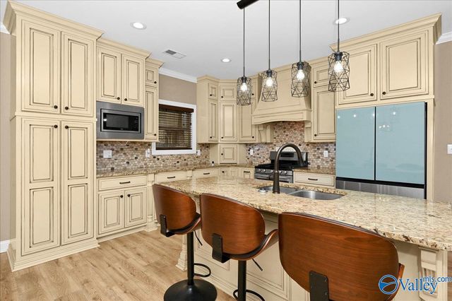 123 Beacon Street, Moulton, AL 35650