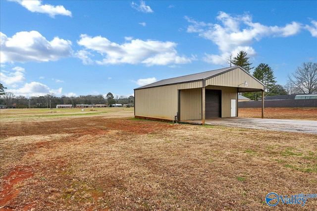 123 Beacon Street, Moulton, AL 35650