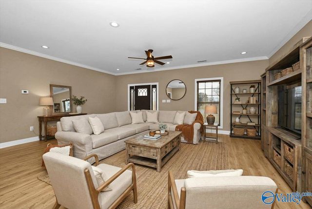 123 Beacon Street, Moulton, AL 35650