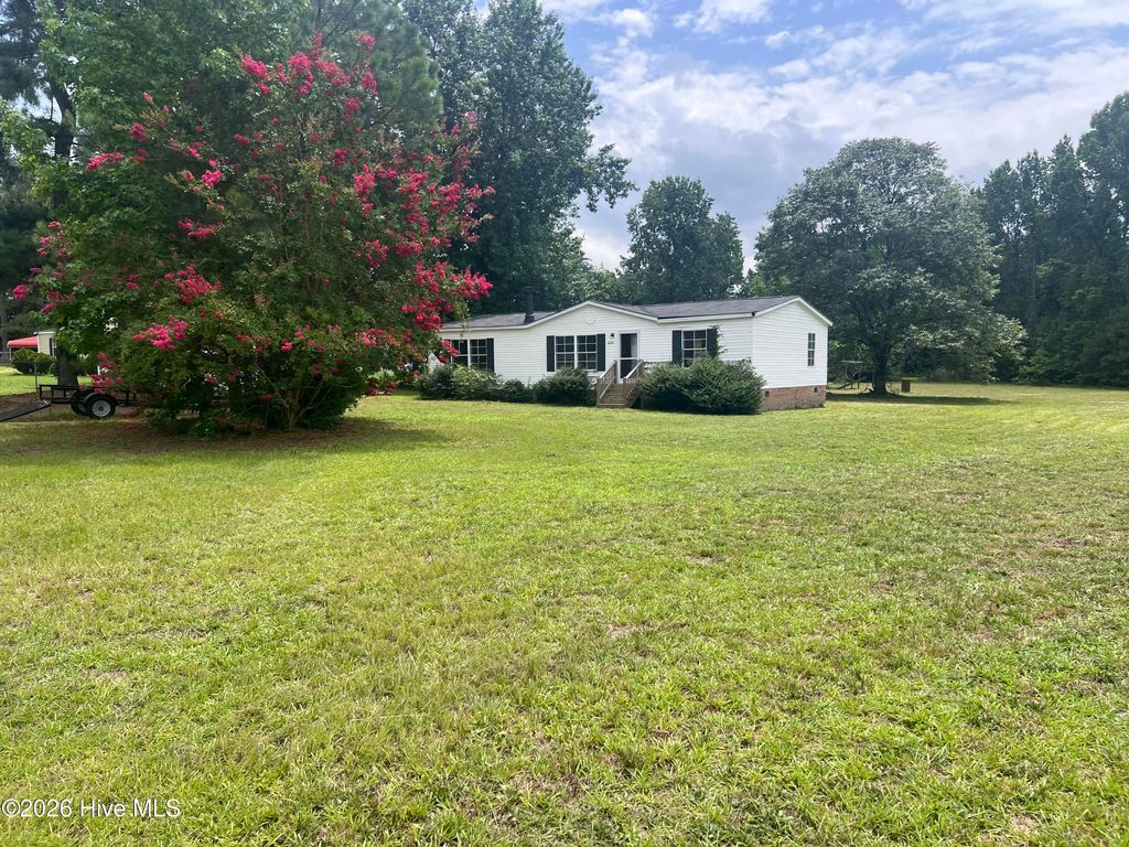 6235 Jamie Road, Battleboro, NC 27809