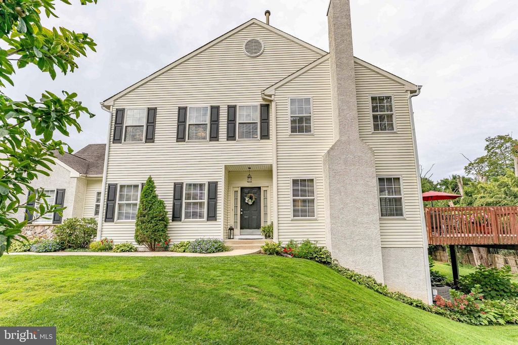366 GALWAY DR, WEST CHESTER, PA 19380 — exterior