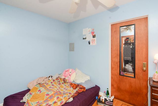 2823 W SHAKESPEARE Avenue 2, Chicago, IL 60647