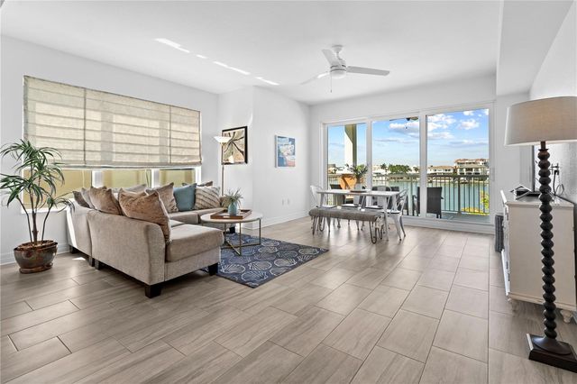 706 BAYWAY BOULEVARD 301, Clearwater Beach, FL 33767