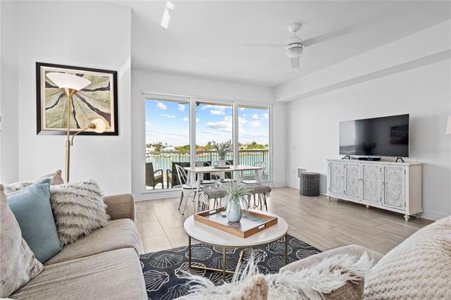 706 BAYWAY BOULEVARD 301, Clearwater Beach, FL 33767