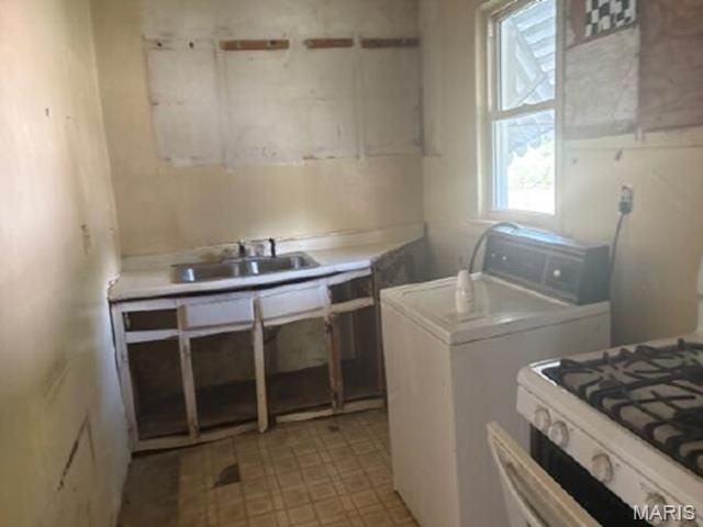 9501 Kirchner Avenue, St Louis, MO 63125