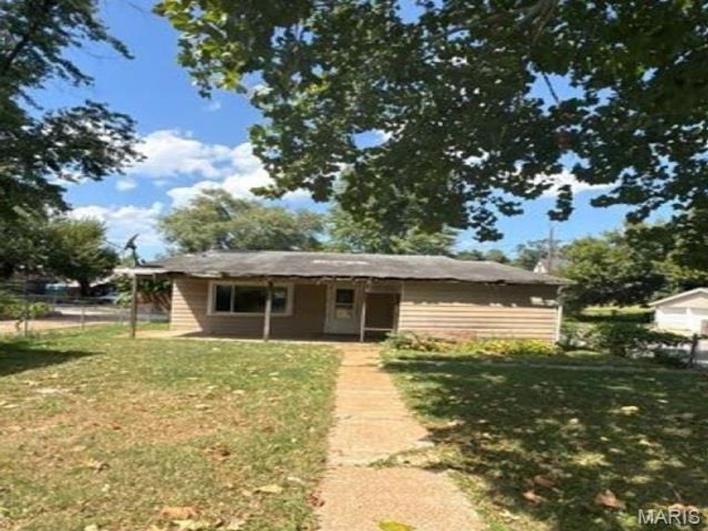 9501 Kirchner Avenue, St Louis, MO 63125