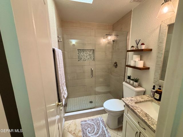 1352 DESERT JEWEL Drive, El Paso, TX 79912