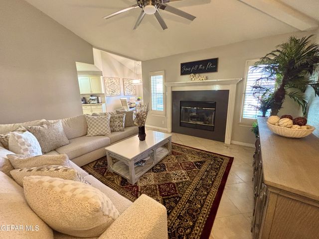 1352 DESERT JEWEL Drive, El Paso, TX 79912