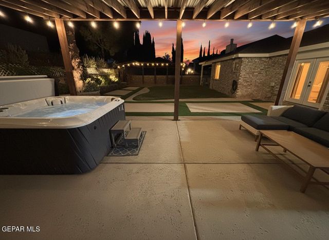 1352 DESERT JEWEL Drive, El Paso, TX 79912