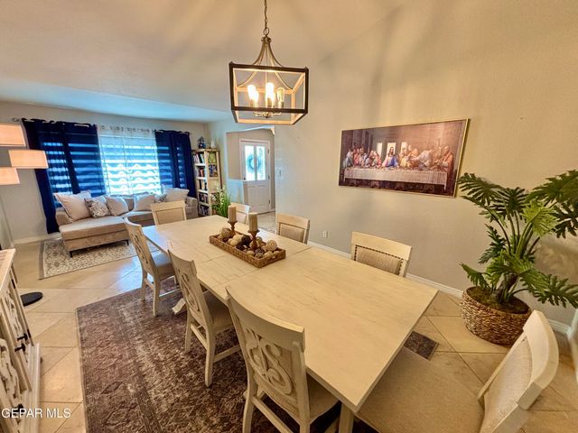 1352 DESERT JEWEL Drive, El Paso, TX 79912