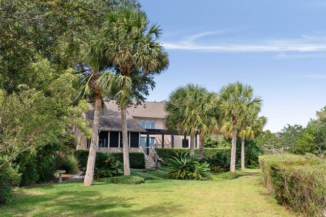 130 E Edgewater Drive, Charleston, SC 29407