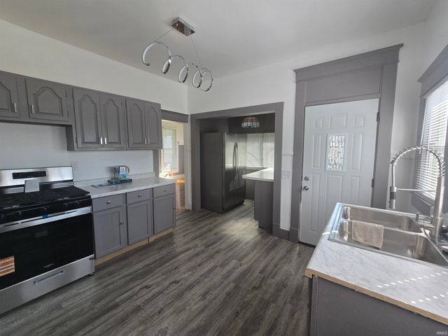 935 E MONROE Street, Kokomo, IN 46902