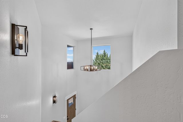 4148 Barbara Jean Way, Medford, OR 97504