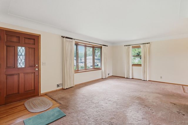 4109 Cleveland Street NE, Columbia Heights, MN 55421