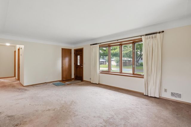 4109 Cleveland Street NE, Columbia Heights, MN 55421