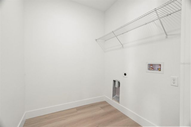 7211 ORPINE DRIVE N, St Petersburg, FL 33702