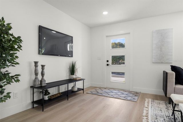 7211 ORPINE DRIVE N, St Petersburg, FL 33702