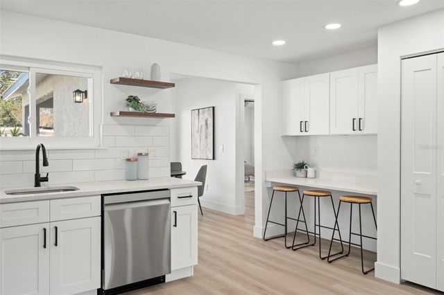 7211 ORPINE DRIVE N, St Petersburg, FL 33702