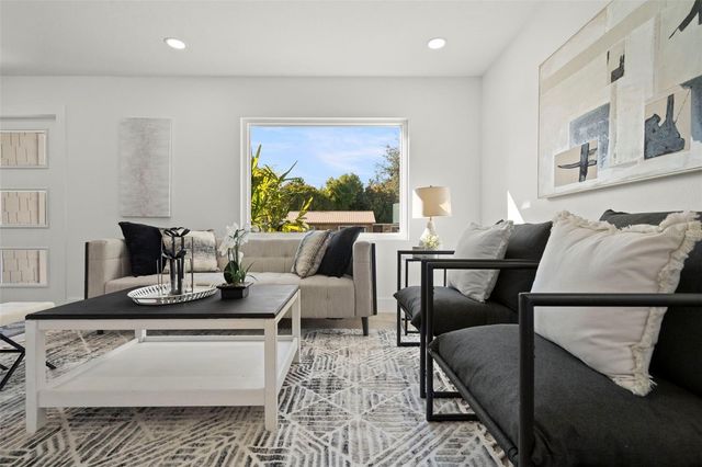 7211 ORPINE DRIVE N, St Petersburg, FL 33702