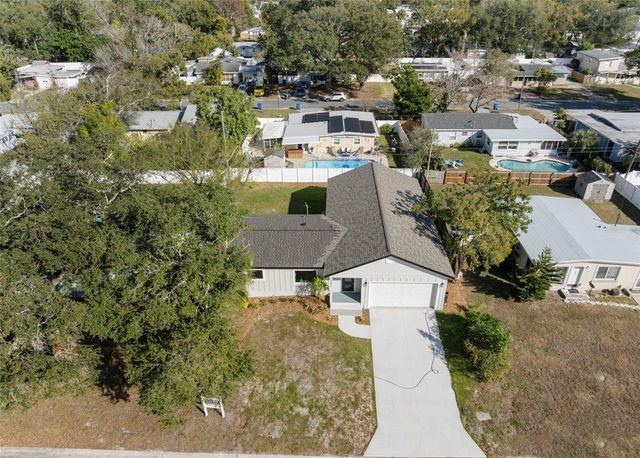 7211 ORPINE DRIVE N, St Petersburg, FL 33702