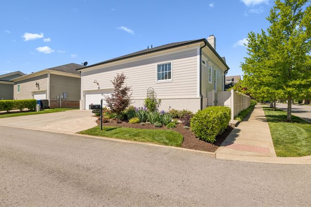 301 Fitzgerald St, Franklin, TN 37064