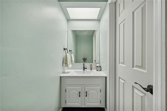 206 Falls Village Rd, Plum Boro, PA 15239