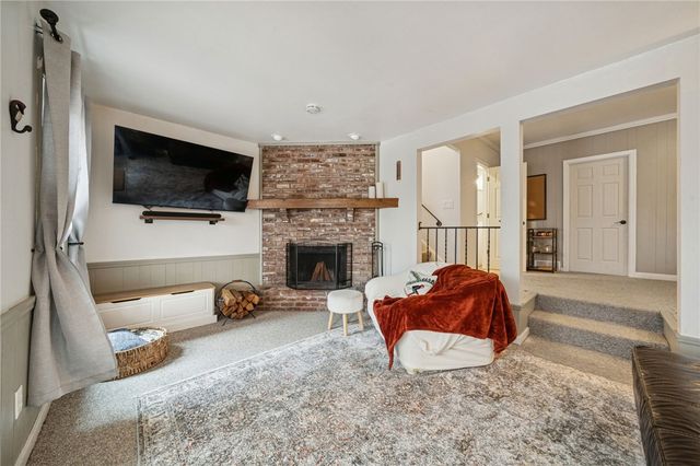 206 Falls Village Rd, Plum Boro, PA 15239