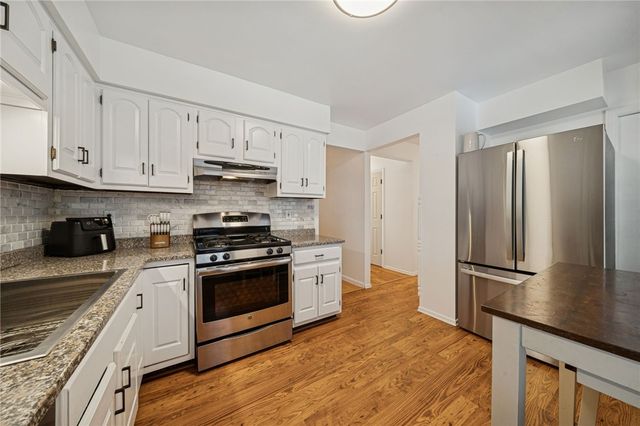 206 Falls Village Rd, Plum Boro, PA 15239