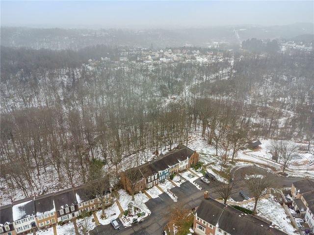 206 Falls Village Rd, Plum Boro, PA 15239