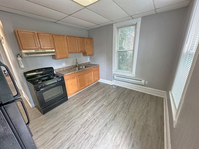 7321 S Coles Avenue 2, Chicago, IL 60649