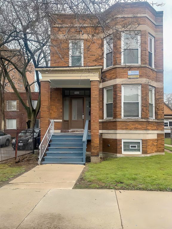7321 S Coles Avenue 2, Chicago, IL 60649