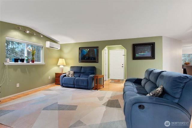 32916 14th Avenue S, Roy, WA 98580