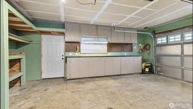 32916 14th Avenue S, Roy, WA 98580