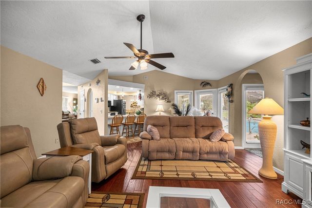 5209 N Red Ribbon Point, Beverly Hills, FL 34465