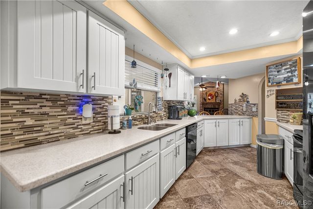 5209 N Red Ribbon Point, Beverly Hills, FL 34465