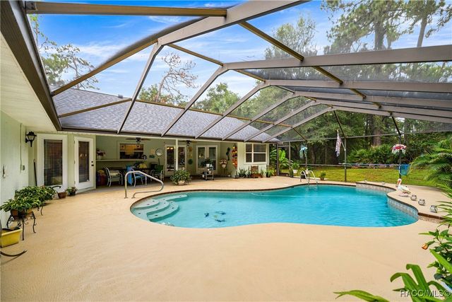 5209 N Red Ribbon Point, Beverly Hills, FL 34465