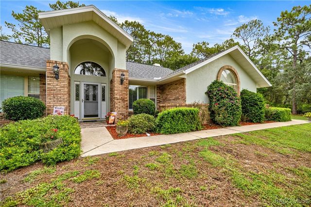 5209 N Red Ribbon Point, Beverly Hills, FL 34465