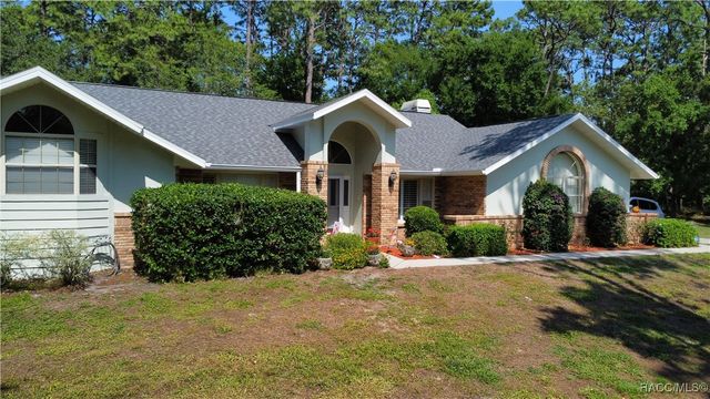 5209 N Red Ribbon Point, Beverly Hills, FL 34465