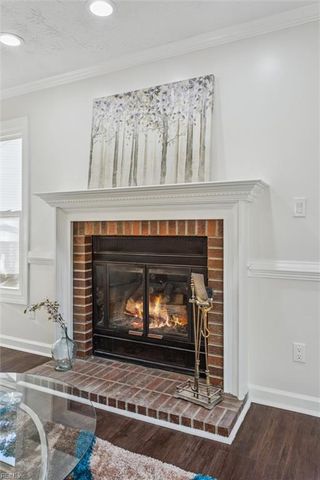 2221 Sussex PL, Newport News, VA 23602