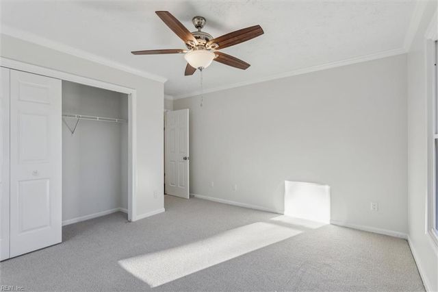 2221 Sussex PL, Newport News, VA 23602