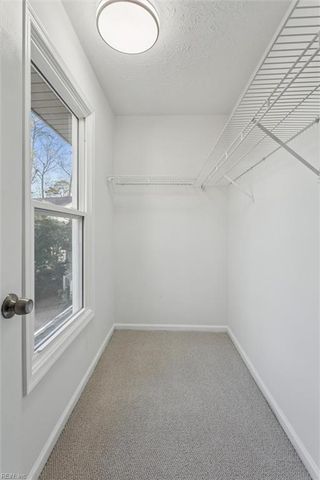 2221 Sussex PL, Newport News, VA 23602