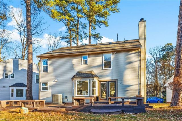 2221 Sussex PL, Newport News, VA 23602