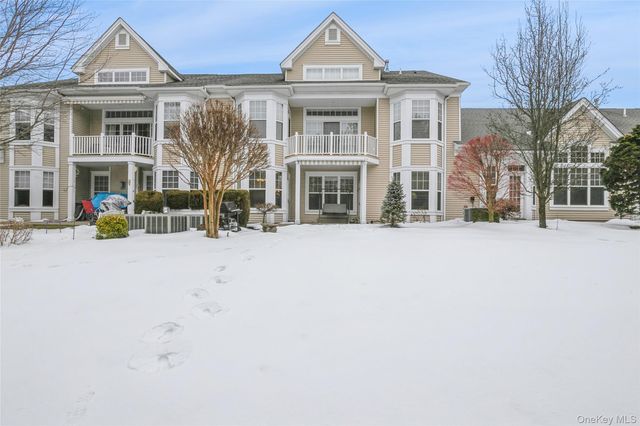 51 Symphony Drive, Lake Grove, NY 11755