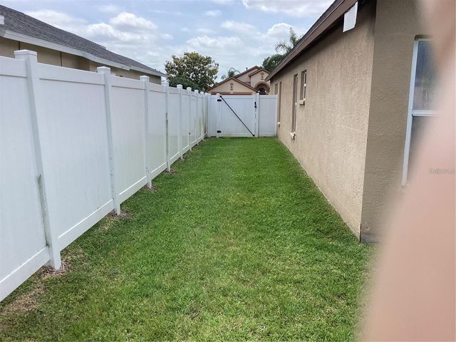 29647 FOG HOLLOW DRIVE, Wesley Chapel, FL 33543