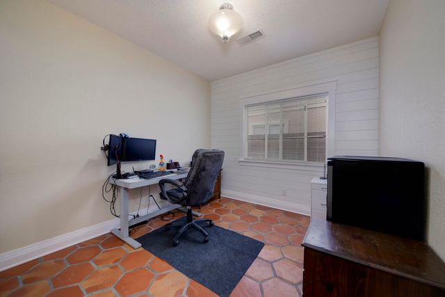 8928 W Oso corridor Place NW, Albuquerque, NM 87114