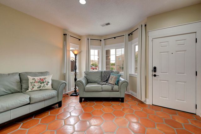 8928 W Oso corridor Place NW, Albuquerque, NM 87114