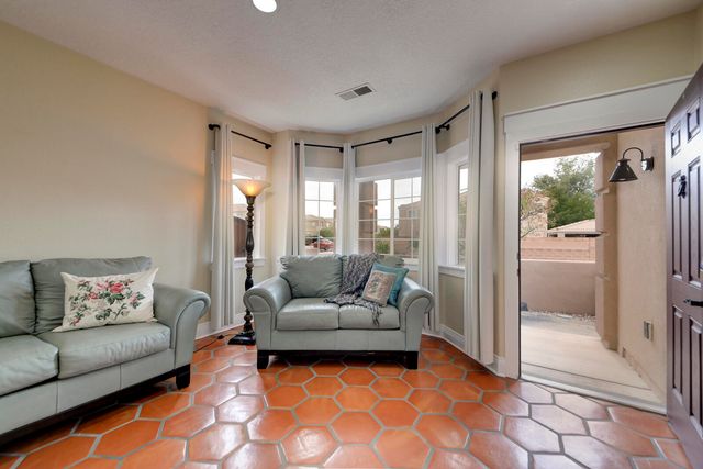 8928 W Oso corridor Place NW, Albuquerque, NM 87114