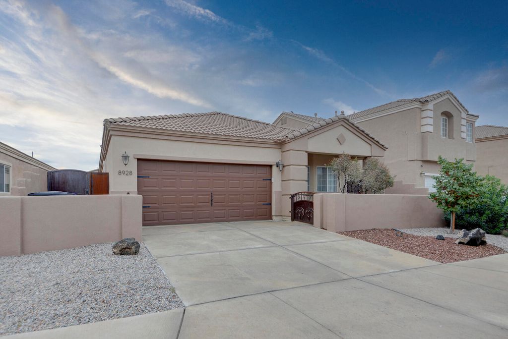 8928 W Oso corridor Place NW, Albuquerque, NM 87114