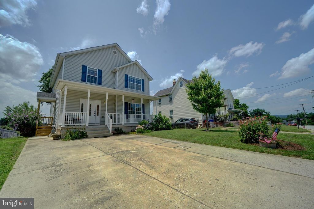 1822 WOODSIDE AVE, Baltimore, MD 21227