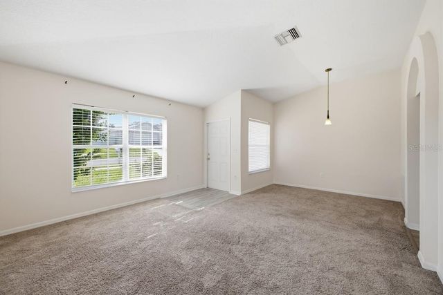 7631 MERCHANTVILLE CIRCLE, Zephyrhills, FL 33540